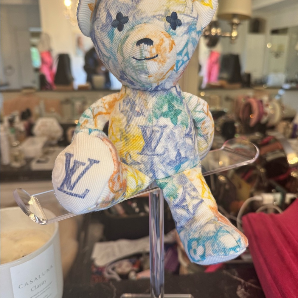 Louis Vuitton Dou Dou Bear (Virgil Abloh) - Picture 6 of 11